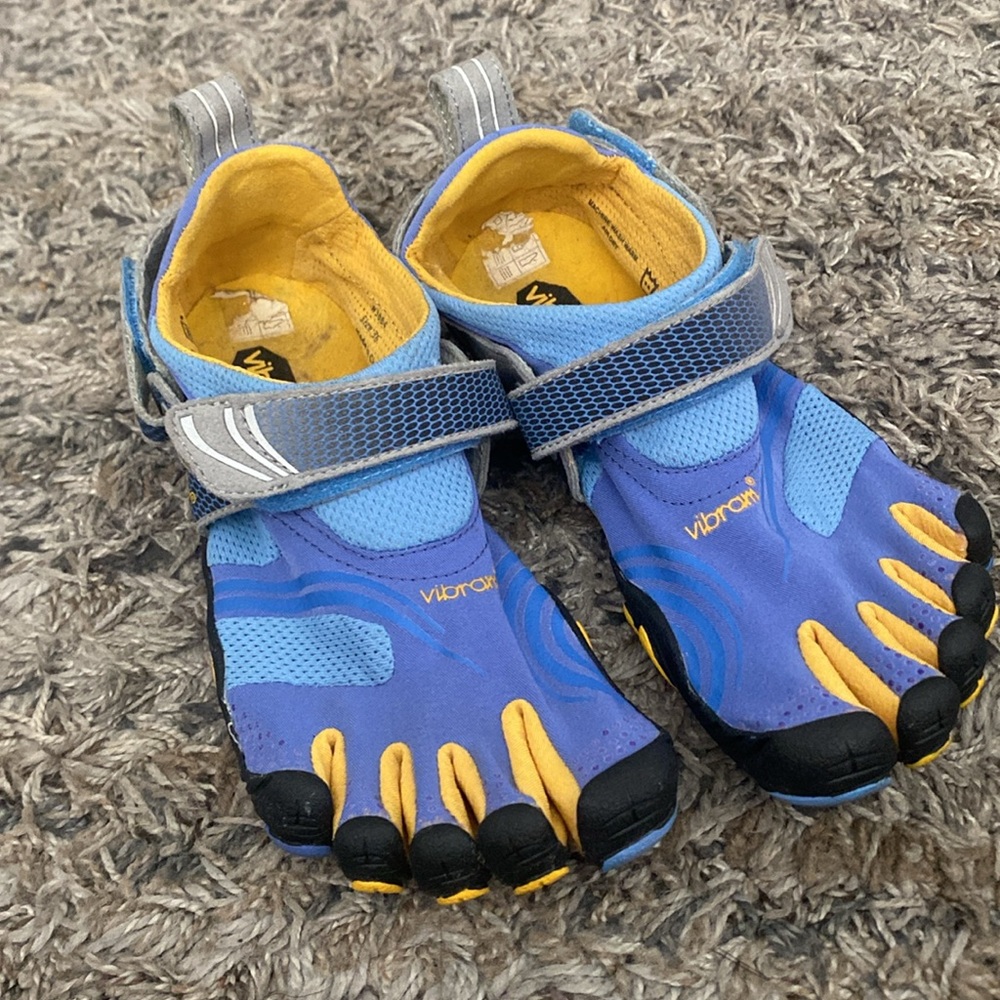 Vibram FiveFingers Blue and Yellow Minimalist Toe Sneakers - Picture 3 of 12